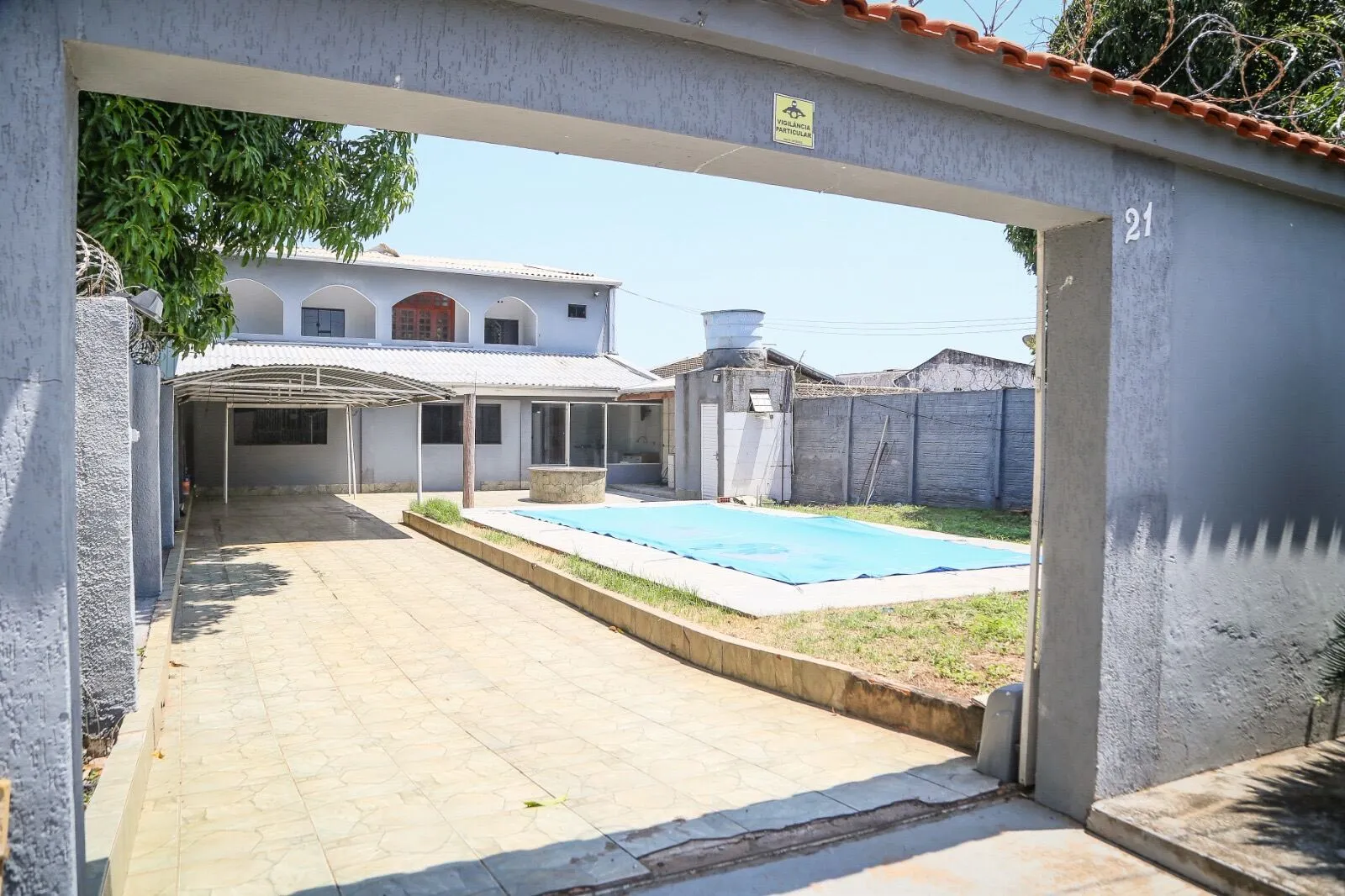 Imagem Sobrado, 3 suítes com piscina no Santa Marta | Venda ou Locação | Cuiabá-MT