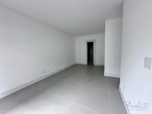 Imagem Apartamento Exclusivo em Condomínio Clube de Luxo Área Privativa: 134,57m2 privativos Descrição:...
