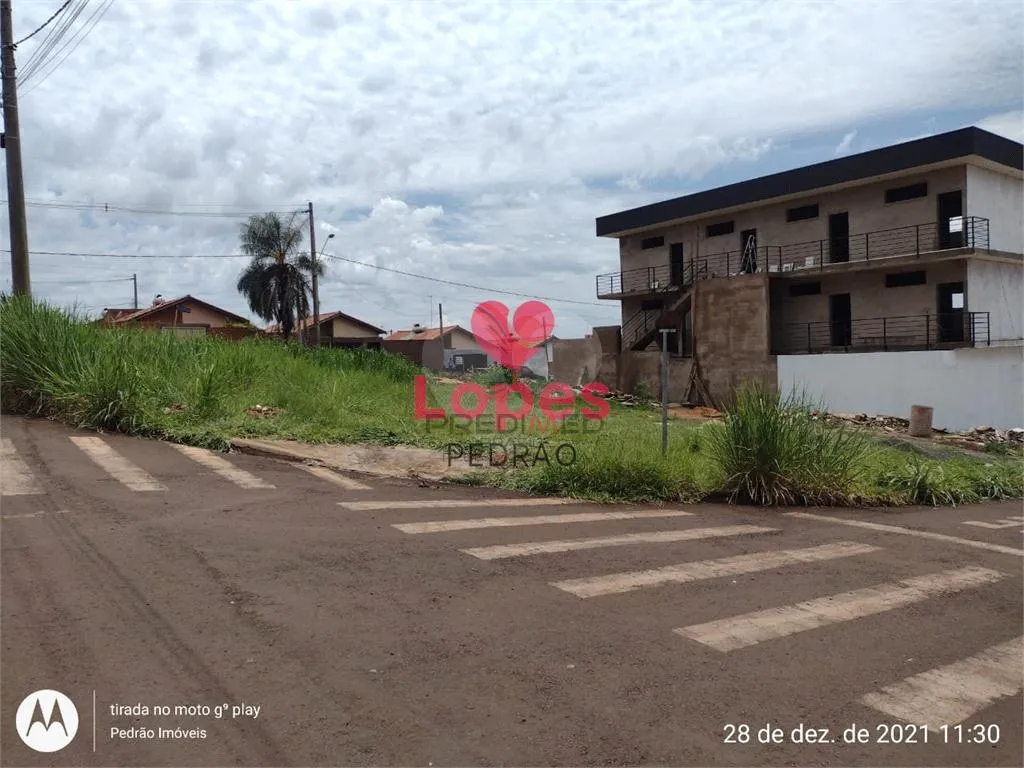 Imagem Lote/Terreno de 485m² no bairro Antonio Lopes, em Lençóis Paulista