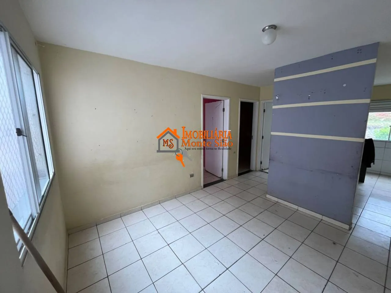 Imagem Apartamento com 2 dormitórios à venda, 50 m² por R$ 160.000,00 - Vila Nova Bonsucesso - Guarulhos/SP