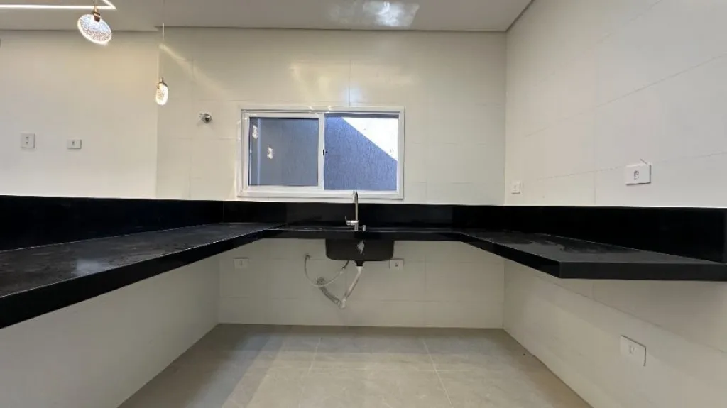 Imagem CASA COM 70,00 m² - MIRIM - PRAIA GRANDE SP