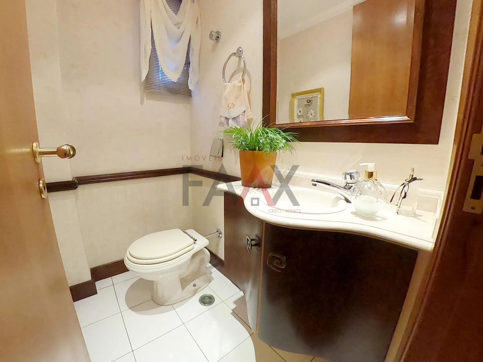 Imagem Apartamento à venda no Edifício Bourbon em frente ao Teatro Municipal no centro