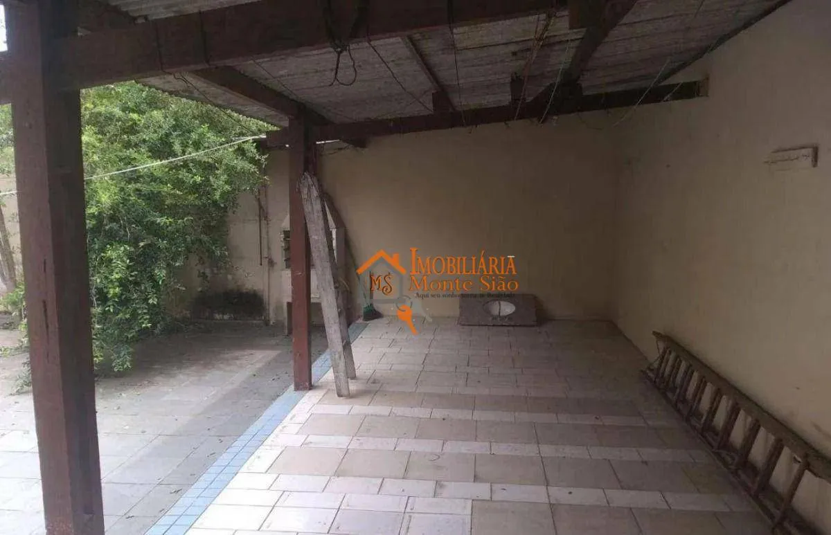 Imagem Casa com 3 dormitórios à venda, 212 m² por R$ 850.000,00 - Cidade Serodio - Guarulhos/SP