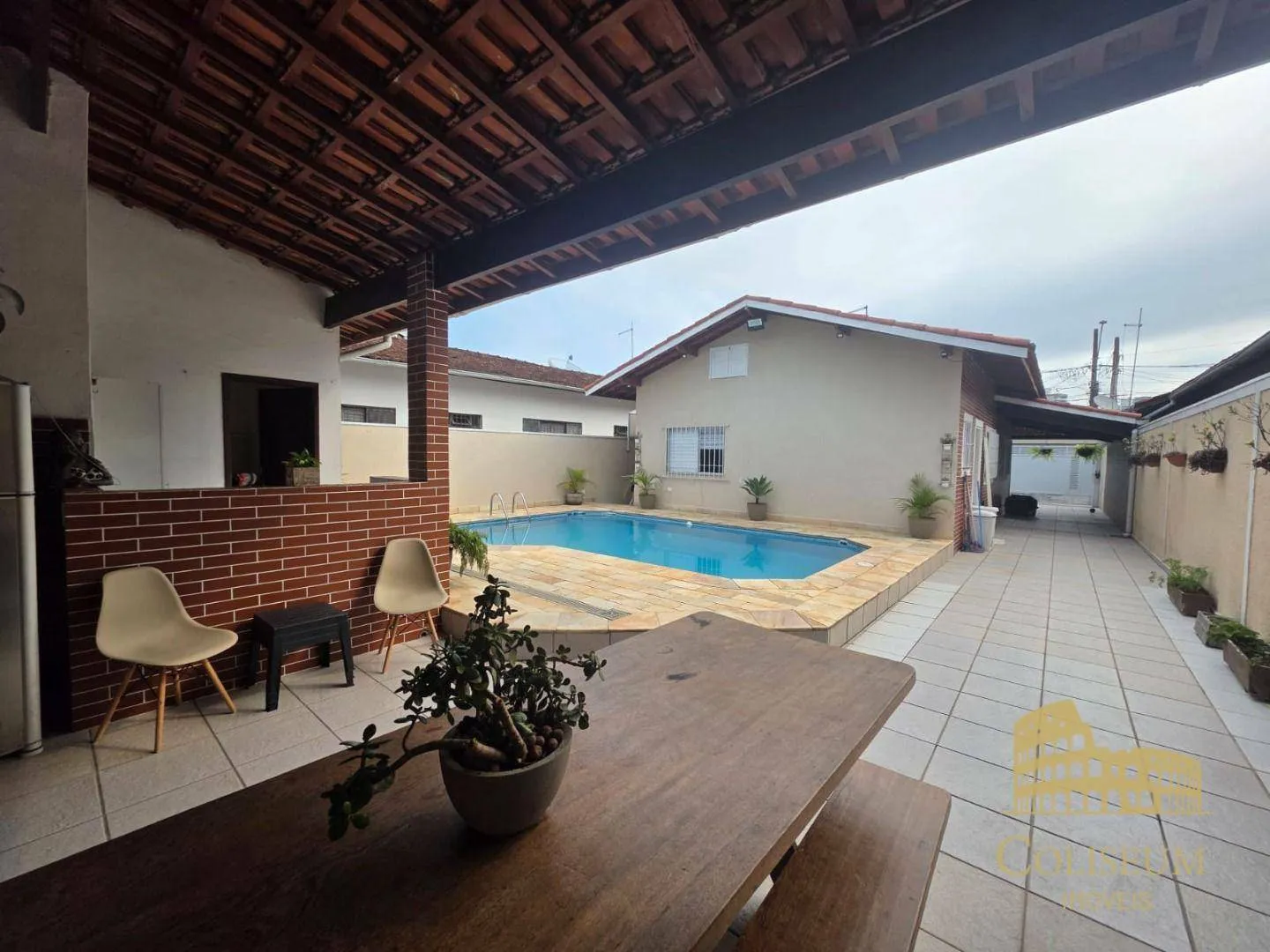 Imagem Casa com 3 dormitórios à venda, 145 m² por R$ 980.000,00 - Vila Caiçara - Praia Grande/SP