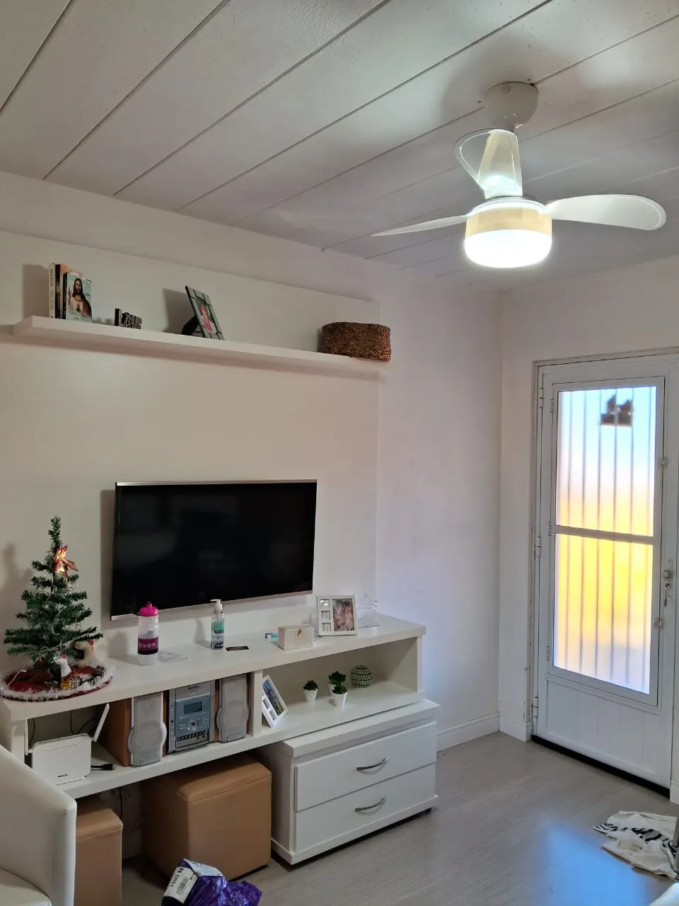 Imagem Ótima Casa a venda no Village Tarumã - RS118!