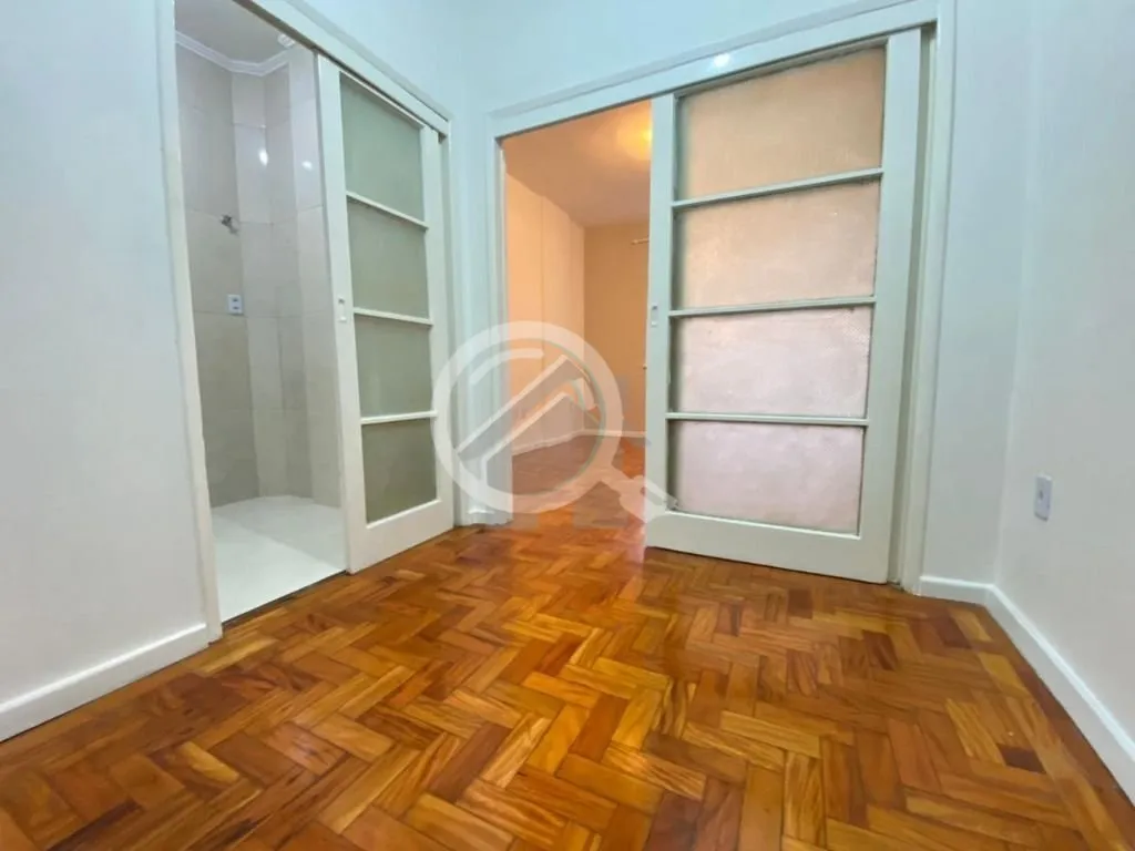 Imagem Apartamento de um dormitório em frente a Santa Casa. Excelente localização, com vista incrível e...