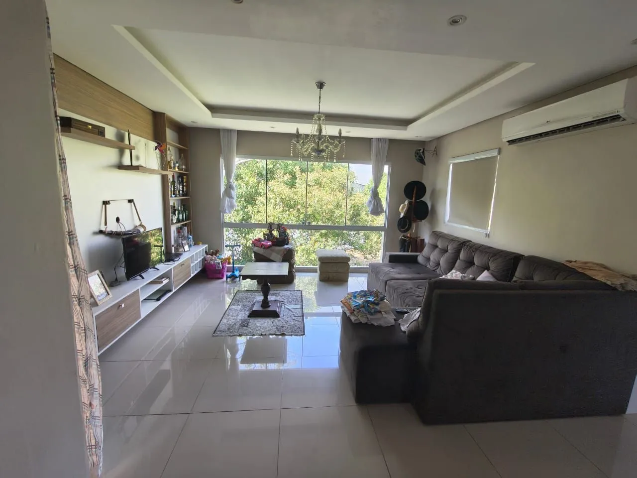Imagem Casa a venda 3 dormitórios - Restinga - Porto Alegre