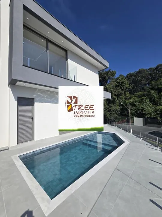 Imagem VENDA DE SOBRADO DE ALTO PADRÃO NO CONDOMÍNIO REAL PARK, EM ARUJÁ/SP, 345m² com 4 suítes, suíte máster com hidro, área gourmet e piscina. CONSULTE-NOS