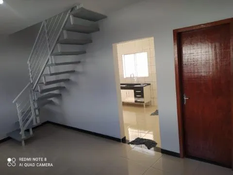 Imagem VENDA DE SOBRADO NO JARDIM NOVA ITAQUÁ, EM ITAQUAQUECETUBA/SP, 70m² com 2 quartos, sala de estar, quintal e garagem para 01 auto. CONSULTE-NOS.
