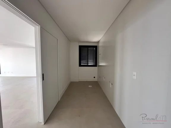Imagem Unidade frente Cesar Nascimento. Cobertura Duplex, um luxo! Possui 3 suítes, todas com sacada e vis...