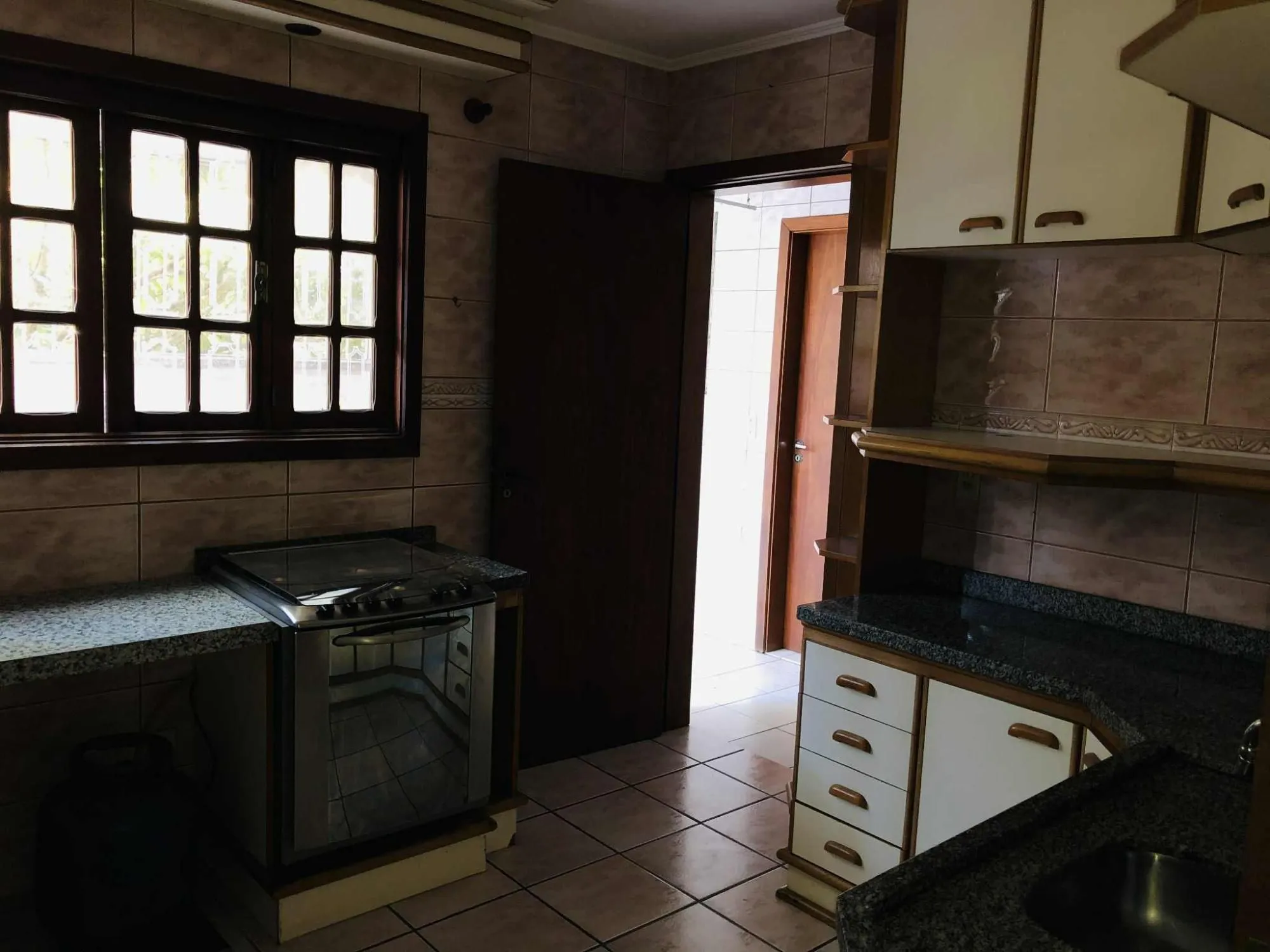 Imagem Apartamento Amplo e Pronto para Morar no Bairro Floresta - Porto Alegre