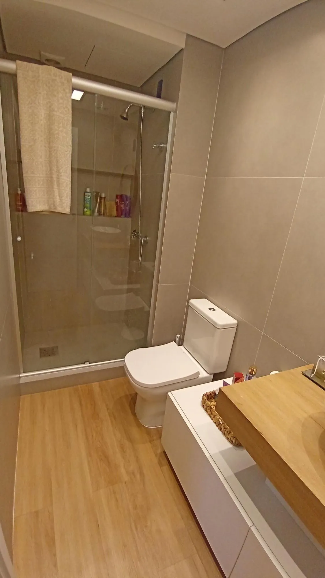 Imagem Apartamento com 3 dormitórios e 2 vagas, no bairro Ipanema