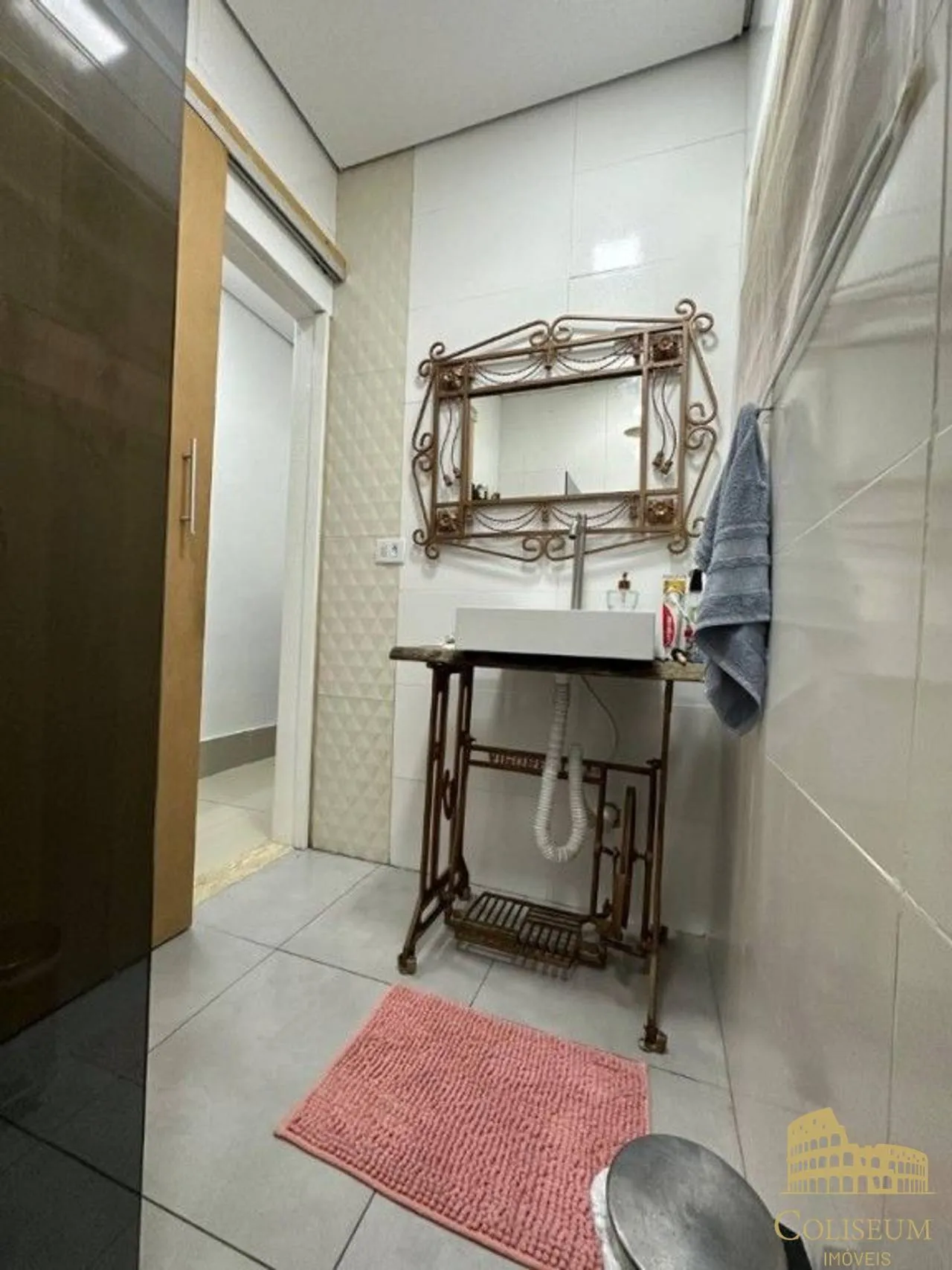Imagem Casa com 2 dormitórios à venda, 110 m² por R$ 600.000,00 - Vila Guilhermina - Praia Grande/SP