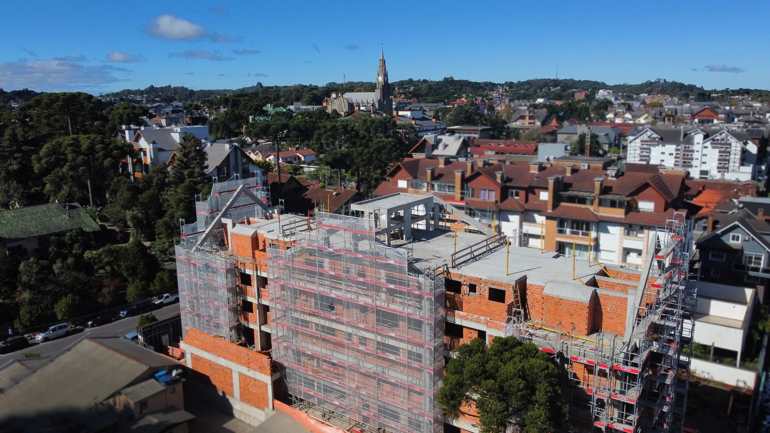 Imagem Apartamento à venda em Canela, Centro , com 2 quartos, 77.96m2
