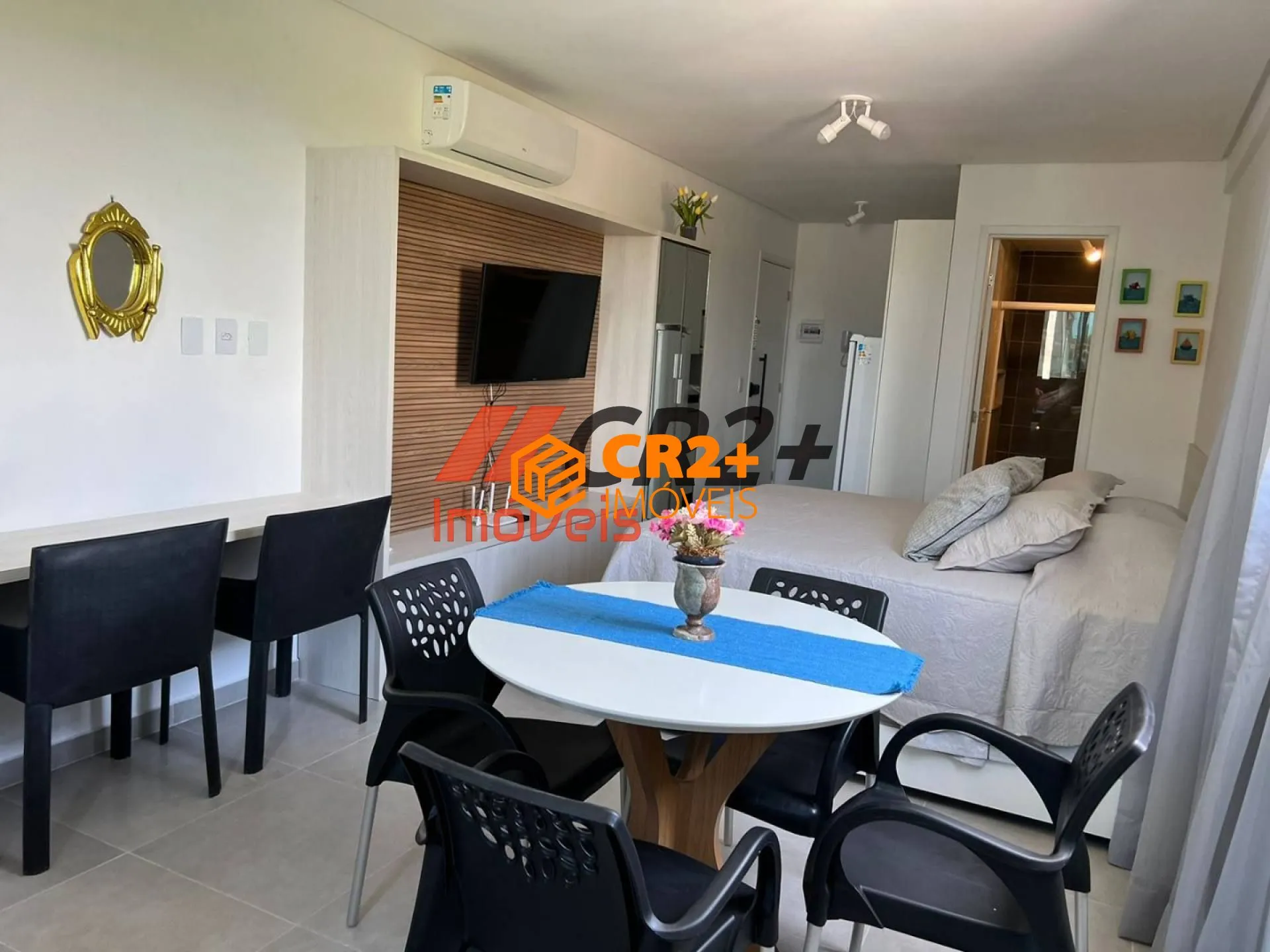 Imagem Flat à Venda com 1 quarto, 1 suíte em Muro Alto Finamente decorada. Porteira fec