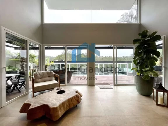 Imagem Casa Alto Padrão no Condomínio Parque das Artes