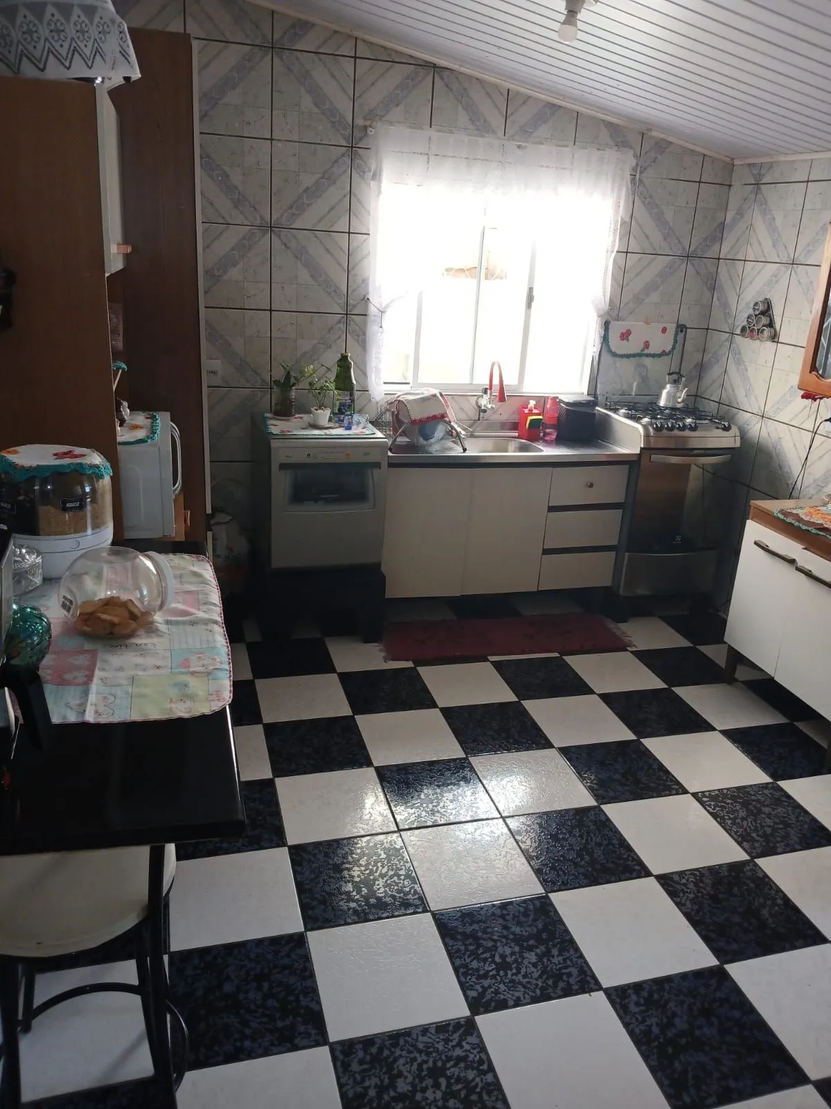 Imagem Casa à venda no bairro Mathias Velho - Canoas