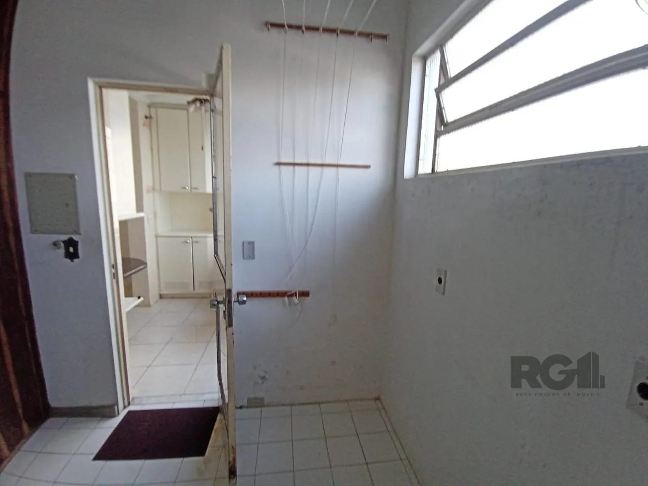 Imagem Apartamento para Venda - 129.16m², 5 dormitórios, 1 vaga - Petrópolis