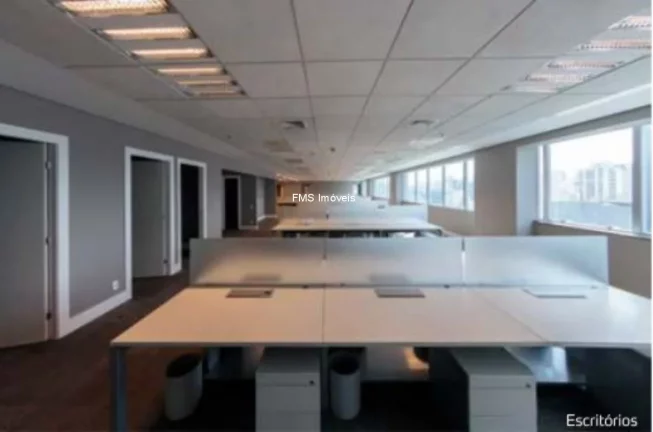 Imagem Conjunto comercial com 2098m² na Faria Lima