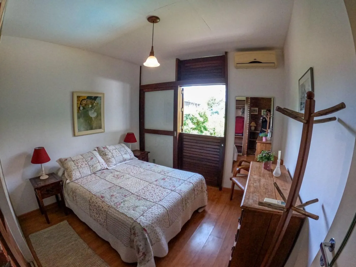 Imagem Casa para Venda em Petrópolis / RJ no bairro Araras