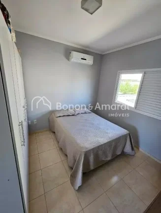 Imagem A casa conta com 3 dormitórios, sendo 1 suíte espaçosa, além de banheiro social e lavabo. As sal...