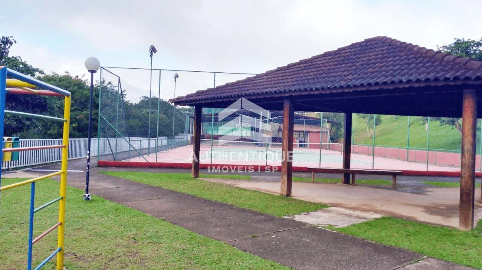 Imagem Aruã Lagos Mogi das Cruzes - Casa à venda no bairro Parque Residencial Itapeti - Mogi das Cruzes/SP