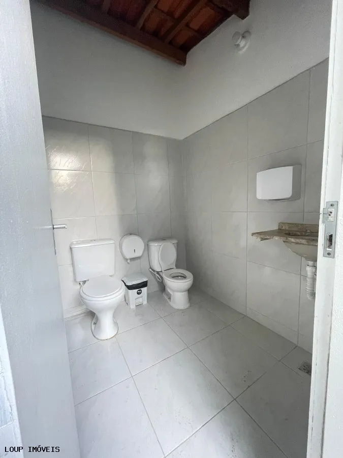 Imagem Casa para Venda em Fortaleza, Fátima, 5 dormitórios, 1 suíte, 2 banheiros, 3 vagas