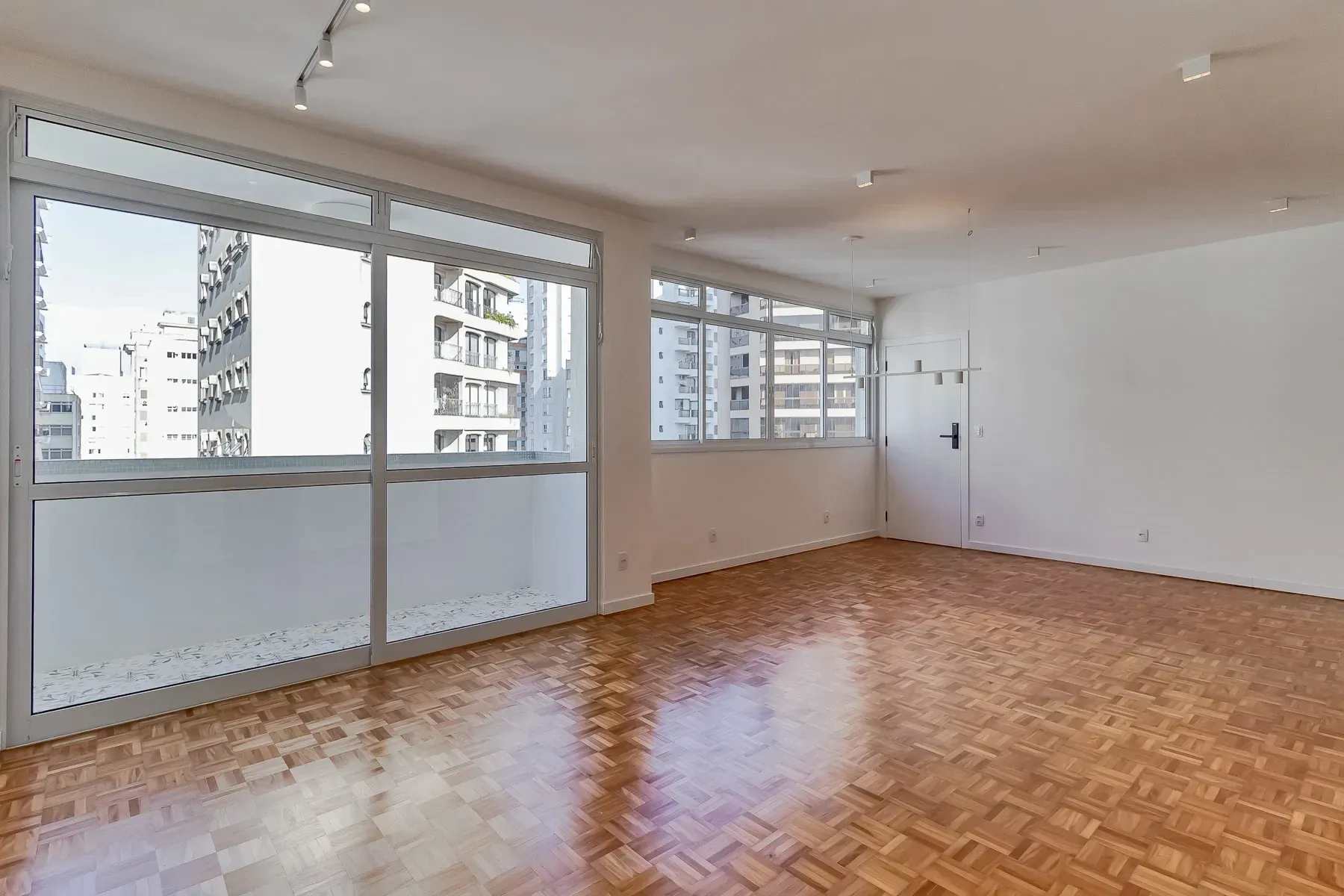 Imagem Apartamento com 2 Quartos à Venda, 107,4 m² em Jardim Paulista - São Paulo