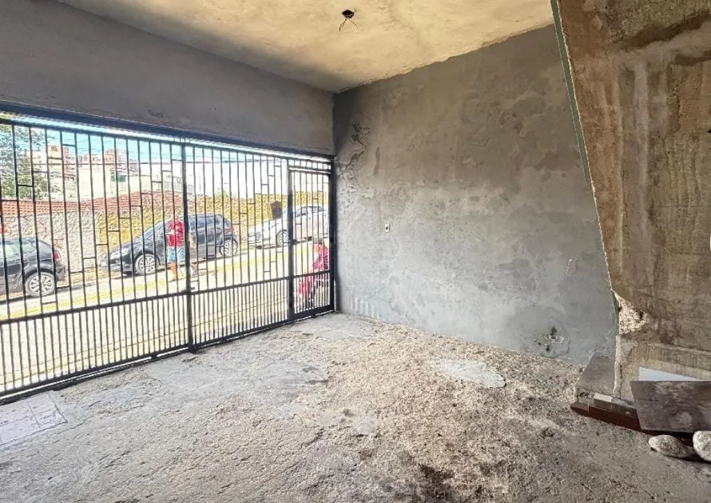 Imagem Maravilhosa casa à venda em Santo André-SP, Vila Luzita: 3 quartos, 1 suíte, 3 banheiros, 2 vagas de garagem, 230m²!