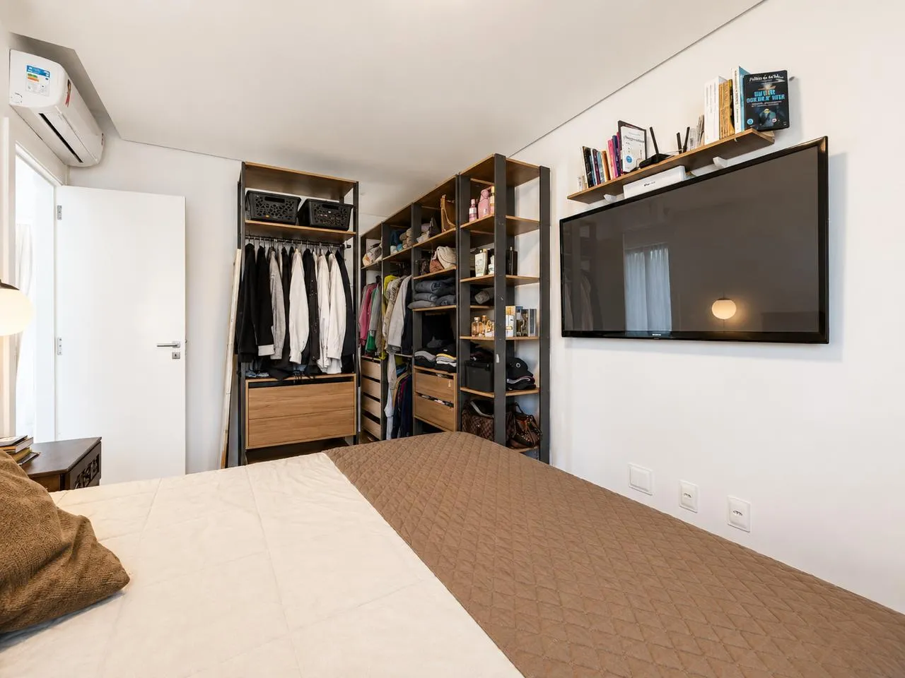 Imagem Casa à venda com 141m2 por R$ 2.600.000,00