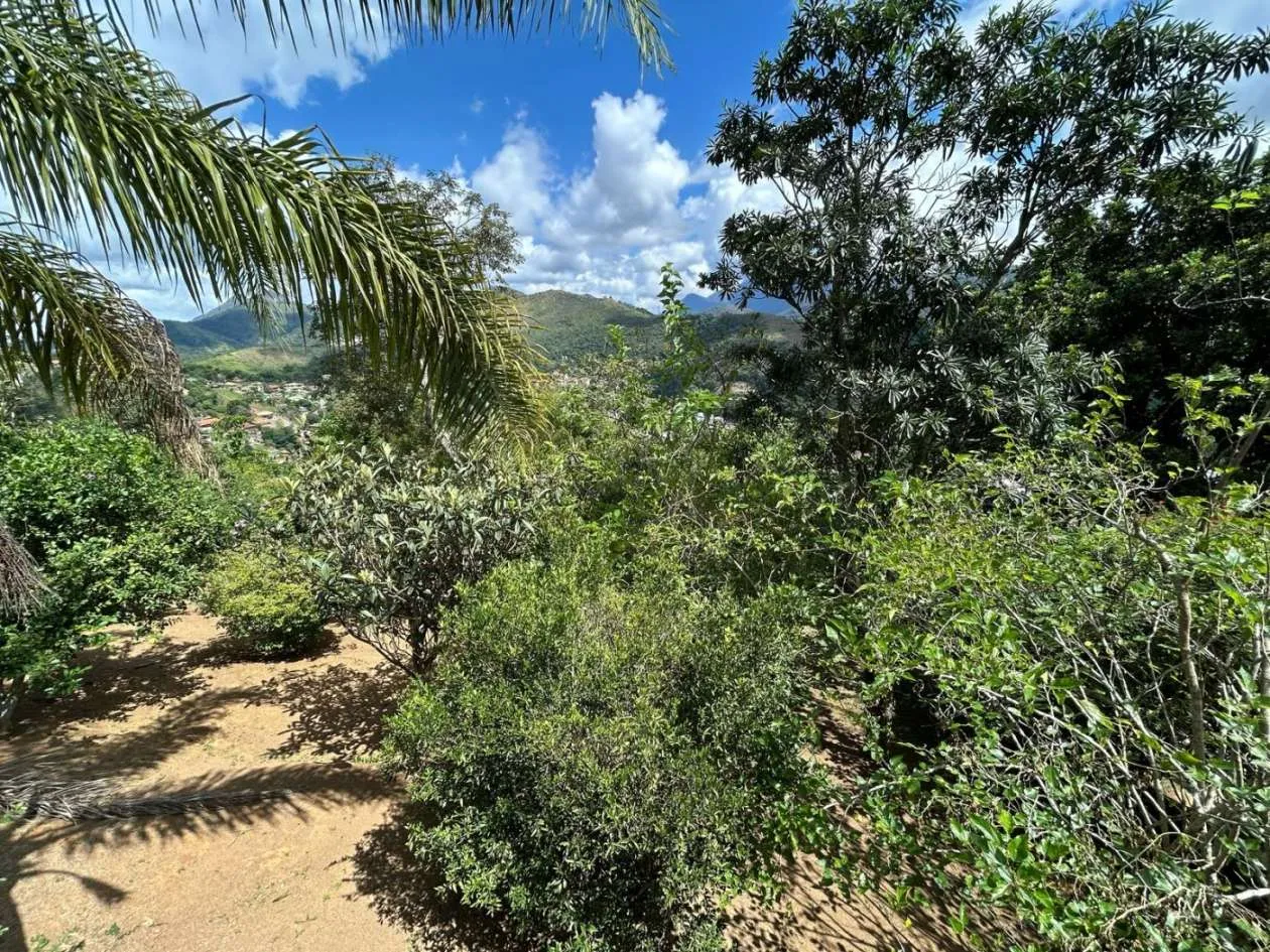 Imagem Casa em Condomínio para Venda em Petrópolis / RJ no bairro Nogueira