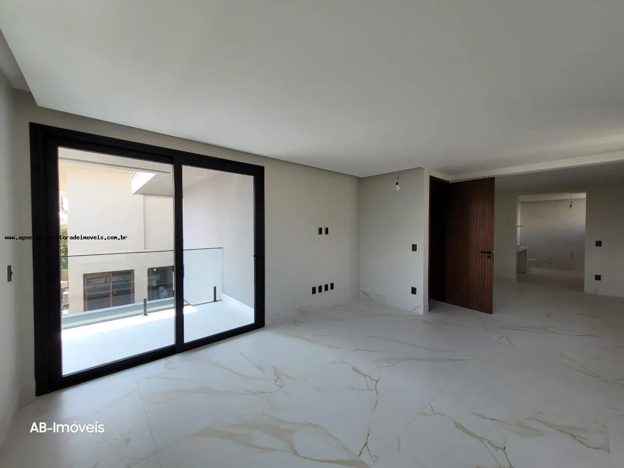 Imagem Casa em Condomínio para Venda em Natal, PONTA NEGRA, 5 dormitórios, 5 suítes, 6 banheiros, 5 vagas