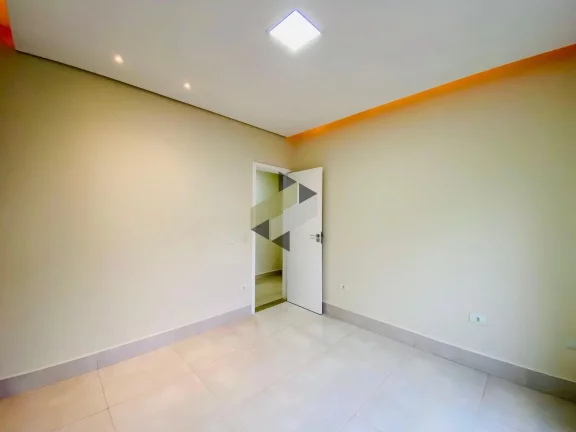 Imagem Casa Sobreposta para Venda em Santos, Aparecida, 3 dormitórios, 3 suítes, 6 banheiros, 2 vagas