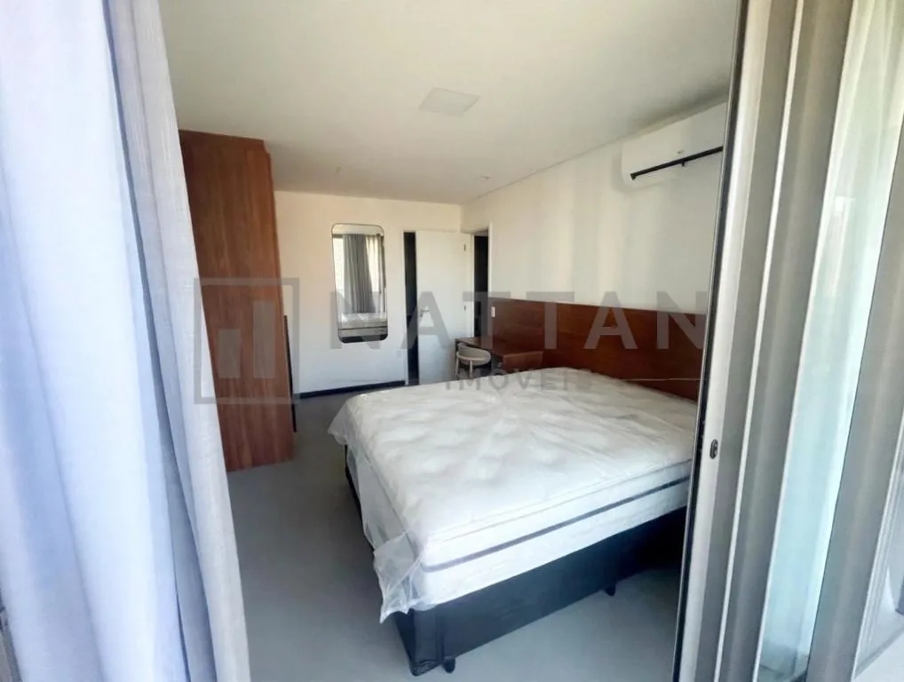 Imagem Apartamento mobiliado com varanda ampla, vista para área verde e cozinha integrada planejada