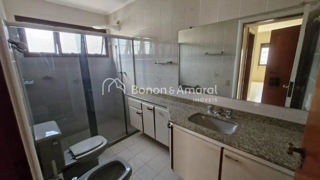 Imagem Apartamento à venda no Edifício Sevilha Plaza no Cambuí em Campinas