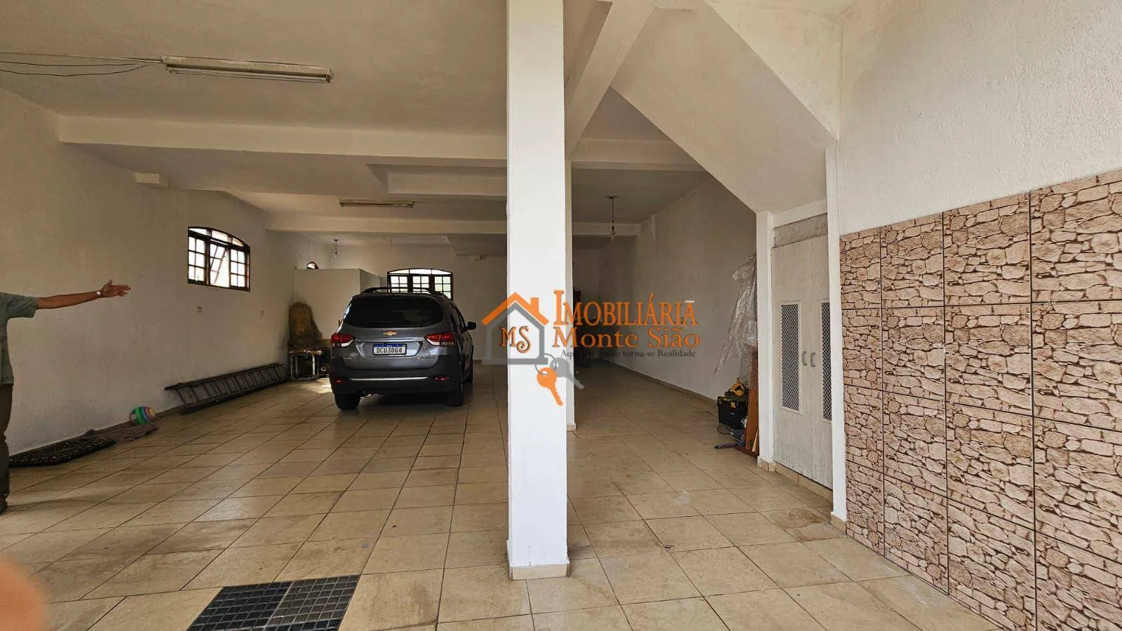 Imagem Sobrado com 5 dormitórios à venda, 250 m² por R$ 800.000,00 - Vila Nossa Senhora de Fátima - Guarulhos/SP