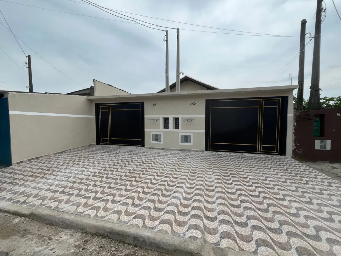 Imagem Casa para Venda em Itanhaém, Corumbá, 2 dormitórios, 1 suíte, 1 banheiro, 2 vagas