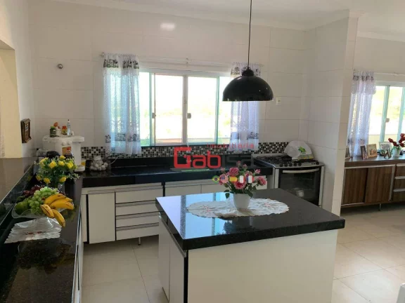 Imagem Casa com 5 dormitórios à venda, 210 m² por R$ 890.000,00 - Guriri - Cabo Frio/RJ