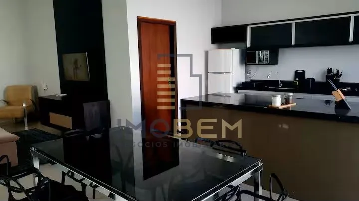 Imagem Descubra o encanto desta magnífica residência, situada no prestigiado bairro Jardim Itália III, e...