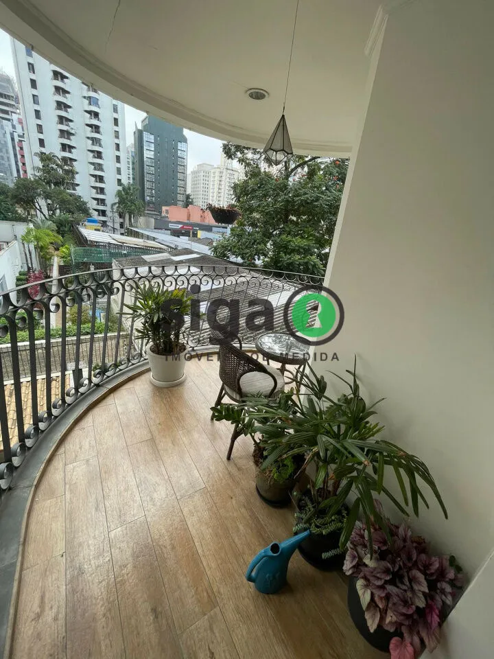 Imagem Sofisticação e exclusividade em Moema com 3 suítes e amplo terraço.