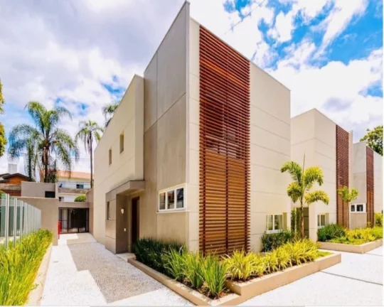 Imagem Casa de alto padrão em condomínio Fechado