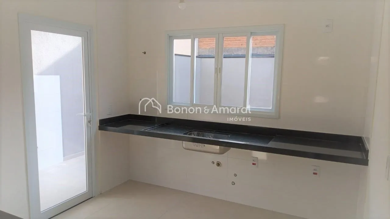 Imagem Casa à venda no Parque Jambeiro, 3 quartos, 1 suíte