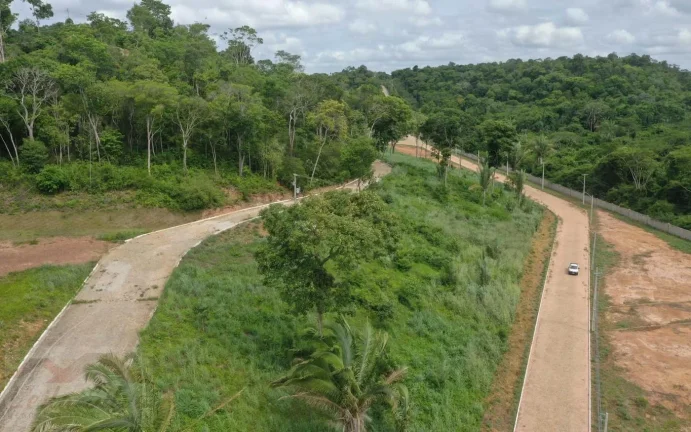 Imagem Lote em Condomínio Fechado para Venda em Altos, BR 343