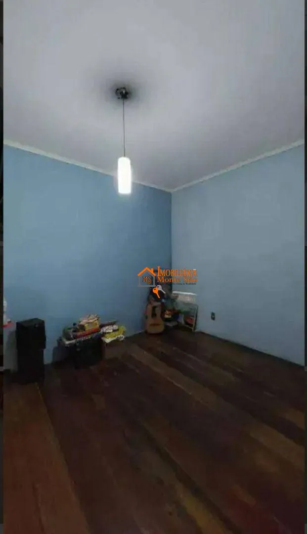 Imagem Sobrado com 5 Quartos à venda, 277m² - Vila Rosália