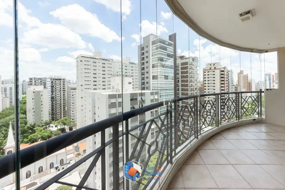 Imagem Apartamento para venda em Moema com 2 quartos, sendo 2 suítes, 138m²