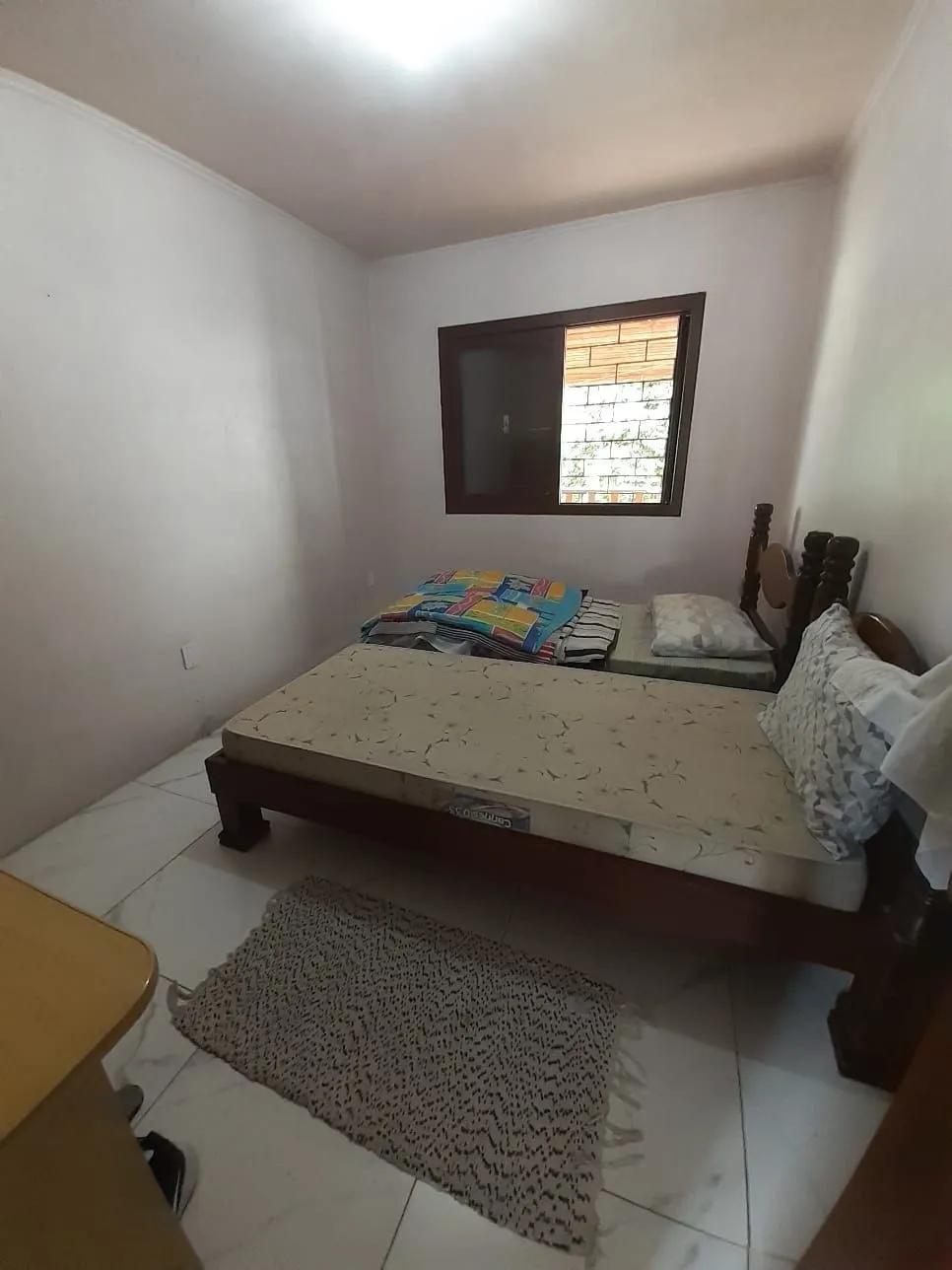 Imagem Casa Residencial Semimobiliada à Venda em Porto Alegre, RS