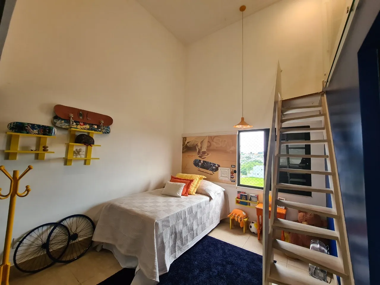 Imagem Linda casa de alto padrão no Residencial Giverny