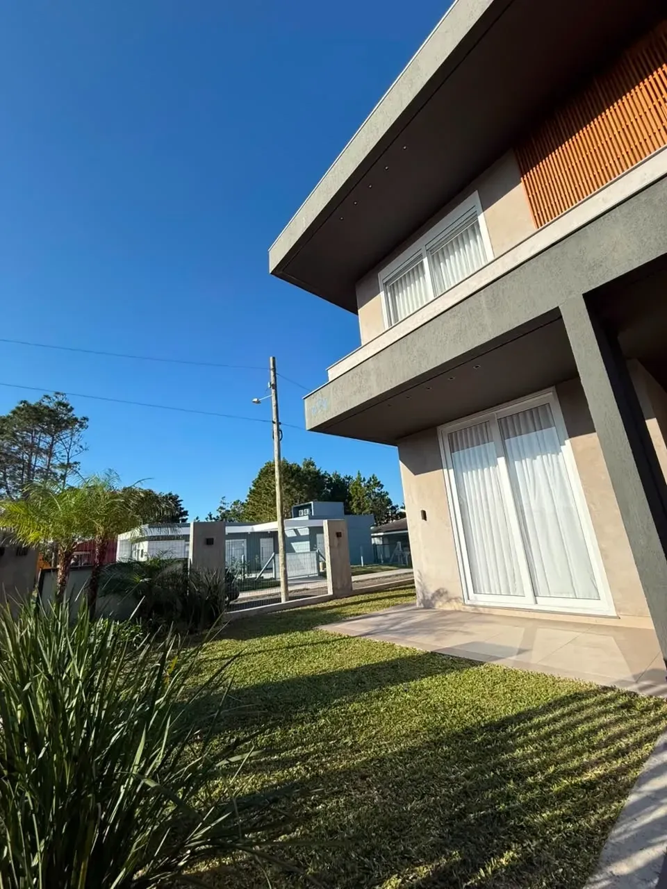 Imagem Sobrado com 4 Quartos à Venda, 290 m² em Capão novo  - Capão da canoa 