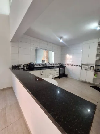 Imagem Casa em condomínio - Praia da Mococa - Mar Verde - Caraguatatuba