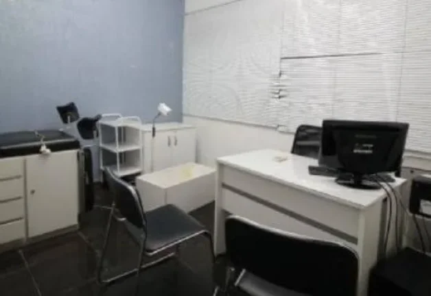 Imagem Alugo Casa Comercial em Santo André. Bairro Jardim